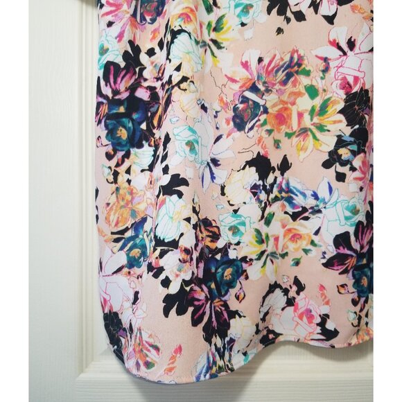 Floral Express Blouse Pink adjustable Straps Ruffle front - Picture 2 of 7